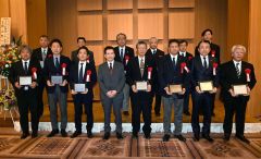 金澤前会長ら４氏を特別表彰　十勝地区サッカー協会６０周年式典 4