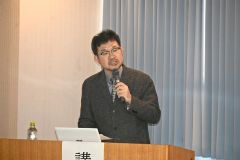 地方議会や行政のあり方について解説した山崎氏