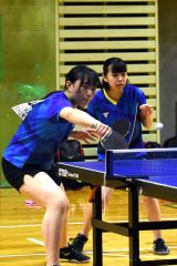 女子学校対抗　佐々木彩歌・山口香凜組（帯南商）