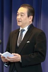式辞を述べる尾崎校長（平栗玲香通信員撮影）