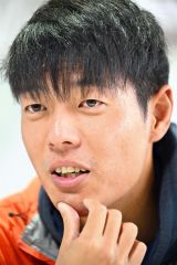 山行を振り返る野村さん（金野和彦撮影）