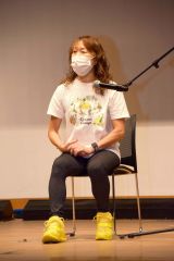 筋力トレーニングなどを指導した小林さん