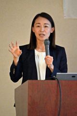 審判員への思いを語る手代木直美さん