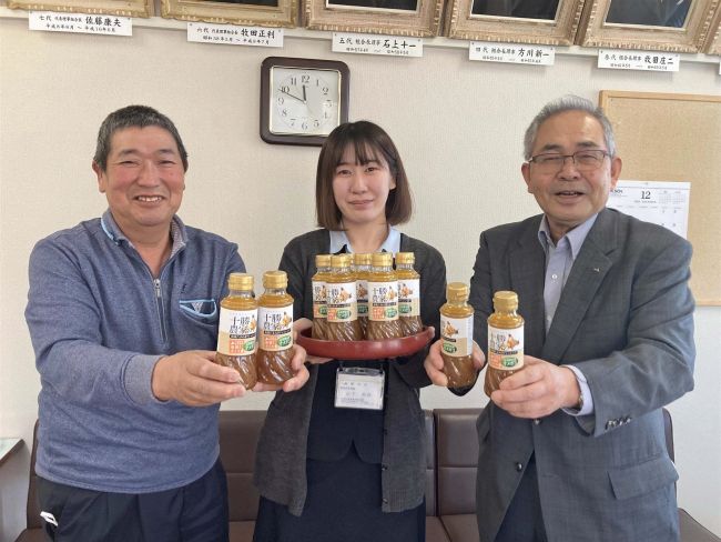 本別の名産「亜麻」をドレッシングに　油やリネンなど新たなブランド目指す