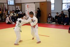 柔道と剣道で７７人が熱戦　鹿追で防犯大会 6