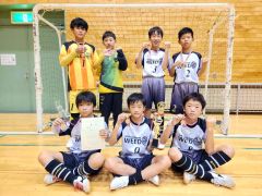 Ｕ１２のクラス午前の部で優勝の札内ＷＥＥＤ　Ａ