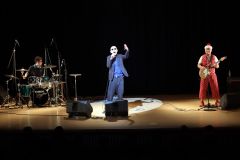 ヒット曲で盛り上がる　清水でサンプラザ中野くんライブ 2