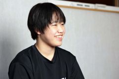 インタビューに応える野口さん（平栗玲香通信員撮影）