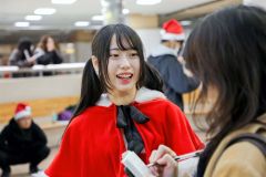 星槎高アイドル部も閉館する長崎屋に感謝 15