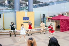 星槎高アイドル部も閉館する長崎屋に感謝 17