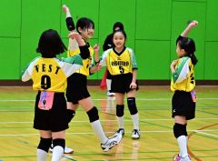 帯広ＪＪＢがＡブロックＶ　石井杯帯広市小学バレーボール 6