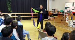 大樹でマジックショー　ＰＴＡ研修会 2