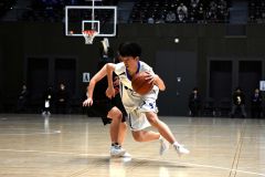 女子準決勝　帯西陵―釧路鳥取