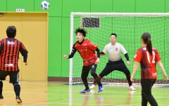 企業・ミックスの部はＳｈｉｎ　ｊＡ制す、全十勝室内サッカー大会 3