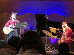 モニカバンドによるステージ演奏
