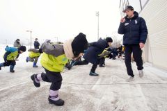 池田高校生招きスケート教室　大樹 2