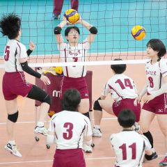 足立らの旭川実女子３位、春高バレー準決勝 6