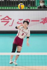 足立らの旭川実女子３位、春高バレー準決勝 8