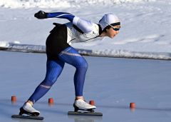 【女子１０００メートル】１分２９秒４１のタイムで優勝した今井千陽（札内）は５００メートルに続いて二冠を達成した
