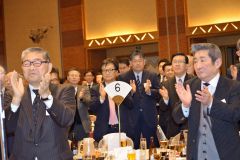 ダイイチの新年交礼会に約４１０人 7