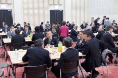 町山村開発センターで行われた新年交礼会