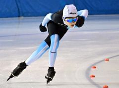 【５年男子１５００メートル】総合優勝した黒坂宏斗（忠類）