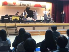 部員４人ながら奮闘し、会場を盛り上げた本別高吹奏楽部の演奏会