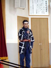 開会のあいさつをする安藤分団長
