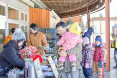 麦音で冬あそびパークが始まる　馬そりやカーリング体験、親子で楽しめるイベント続々 12
