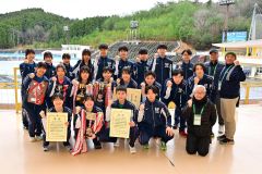 学校対抗で帯三条の女子が２連覇を果たした、男子も準優勝を果たした（金野和彦撮影）