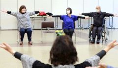 軽快なトークで場を和ませる喜多さん（左）