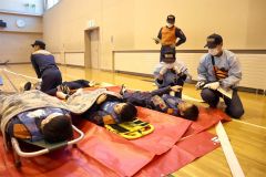 トリアージに取り組む音更と鹿追の消防署員ら