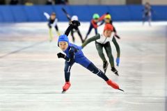 【２年男子２５０メートル・予選】大友維士（手前）