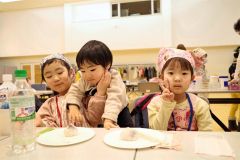 餅つきや南京玉すだれなど楽しむ　むかしのお正月あそび　足寄 2