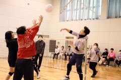 ６時間続けてミニバレーを楽しんだ参加者