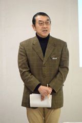 足育について講話する鞘野代表
