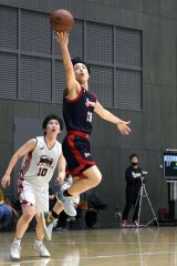 男子１回戦・白樺学園（黒ユニホーム）―北見北斗