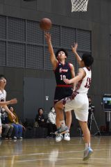 男子１回戦・白樺学園（黒ユニホーム）―北見北斗