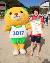 えひめ国体で入賞し、笑顔を見せる高校時代の蝦名愛梨選手（２０１７年、当時帯大谷高１年）