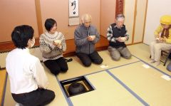 国際交流センターでお茶会　鹿追