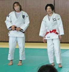 柔道五輪メダリストらから技学ぶ　本別勇足中 7
