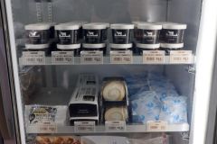 店内にはドリームドルチェのアイスクリームも置かれている