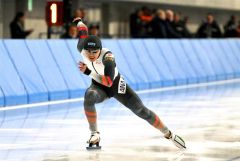 ５００Ｍ軍司３位、女子は久保７位、１５００Ｍ飯田７位　世界ジュニアスケート第１日