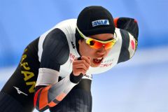 【男子５０００メートル】力走する村下巧（金野和彦撮影）