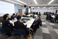 十勝の人口減少問題について、現状や解決方法などを議論した