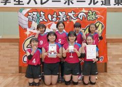 ３位の白人シャイニング