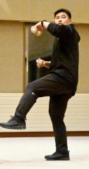 パラボリックスローを実践的に指導する立石さん（右）