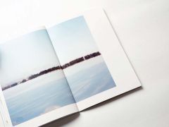 写真集『ＷＩＳＨ　ＹＯＵ　ＷＥＲＥ　ＨＥＲＥ　ＴＯＫＡＣＨＩ』の掲載写真（濱田さん提供）