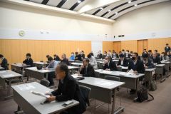企業の脱炭素学ぶ　帯信金セミナーに５０人 3