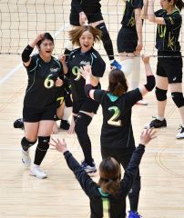 本別クラブ初優勝、帯広柏林準Ｖ　財団杯ママさんバレーボール大会 7